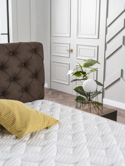 Тапицирано легло с матрак Serenity 160/200
